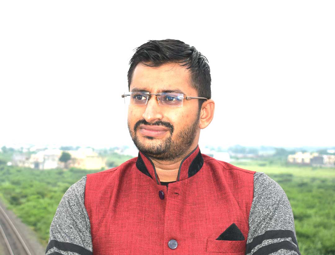 Chandresh Pilojpara - Head and Founder of Creative Job Placement